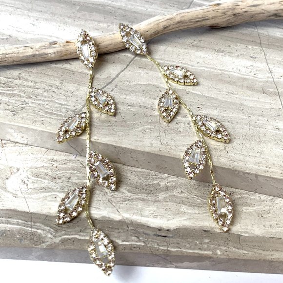 NEW~ Anthropologie BHLDN Long Crystal Vine Gold Earrings - Picture 3 of 13